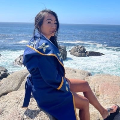 13TheThe profile photo